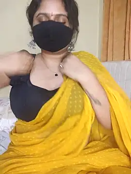 Snapshot of mouni499 chatting on 06-16-26, 07:38 mouni499 online show from 06-16-26, 07:38