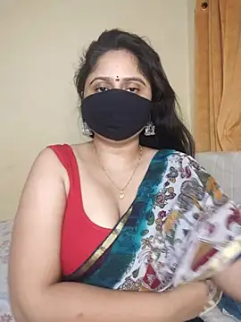 Snapshot of mouni499 chatting on 07-16-26, 02:23 mouni499 online show from 07-16-26, 02:23