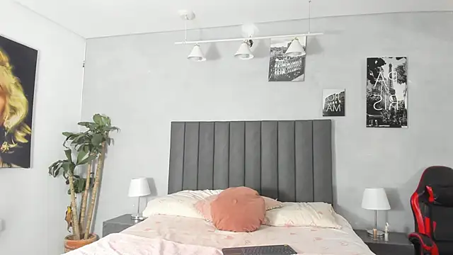 kendra london online show from 05-29-26, 10:57