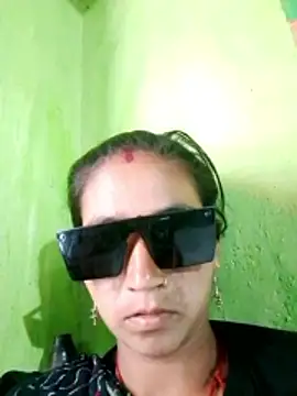 Snapshot of Sexy_monikah chatting on 12-16-25, 08:52 Sexy monikah online show from 12-16-25, 08:52