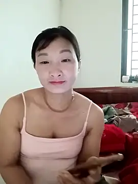 Snapshot of wees-lind chatting on 12-02-25, 04:07 wees-lind online show from 12-02-25, 04:07