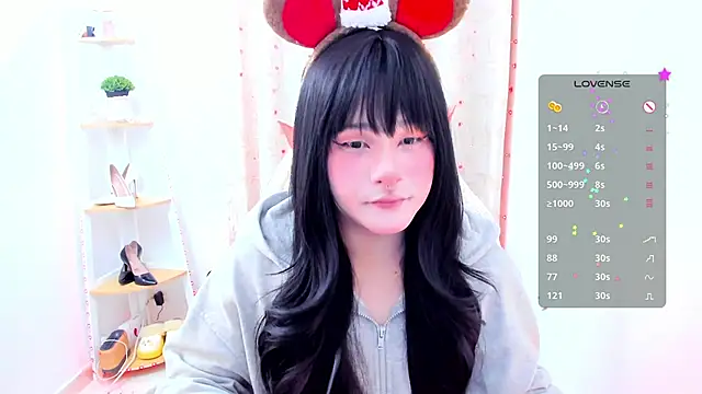 Omorimori online show from 11-30-25, 02:54