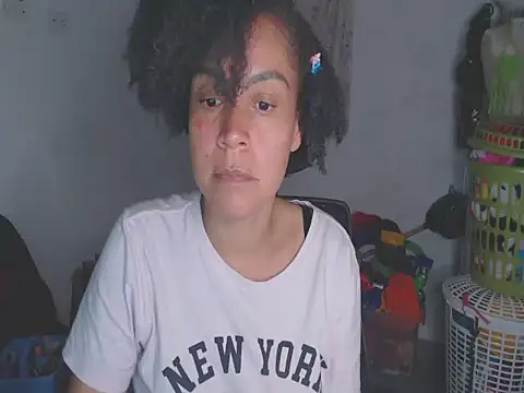 shayna cute online show from 05-15-26, 02:29