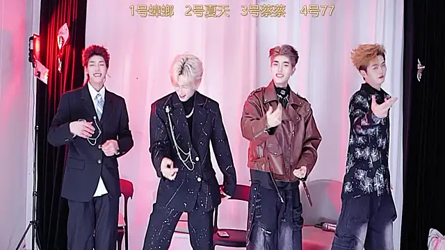 Snapshot of YCBOYS-001 chatting on 11-17-25, 12:22 YCBOYS-001 online show from 11-17-25, 12:22