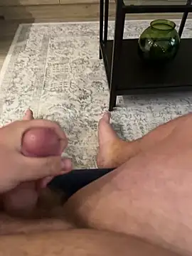 ChubbyBrit online show from 04-11-26, 05:17