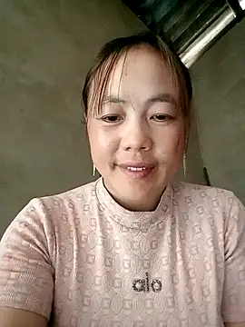 Snapshot of Sara_pusyy chatting on 04-21-26, 05:14 Sara pusyy online show from 04-21-26, 05:14