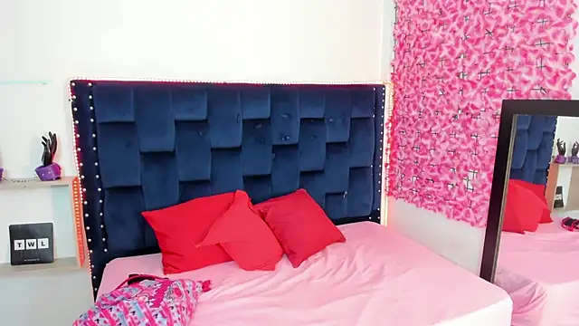 angie harmony online show from 11-21-25, 12:04