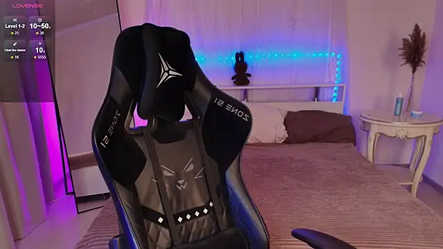 Snapshot of _Melissa_Evans_ chatting on 11-22-25, 05:17 Melissa Evans online show from 11-22-25, 05:17