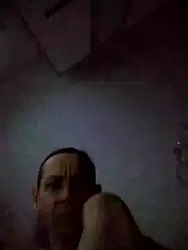 Snapshot of Leutinka chatting on 04-28-26, 04:28 Leutinka online show from 04-28-26, 04:28