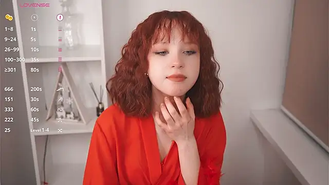 MaisieStarlight online show from 02-01-26, 05:44