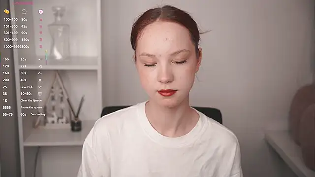 MaisieStarlight online show from 02-26-26, 06:40