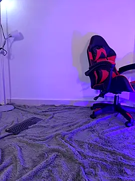 Snapshot of alexa_bluee chatting on 11-14-25, 02:21 alexa bluee online show from 11-14-25, 02:21