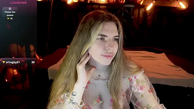 DanielaReign online show from 02-18-26, 07:04