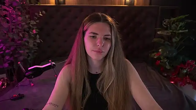 DanielaReign online show from 04-02-26, 06:00