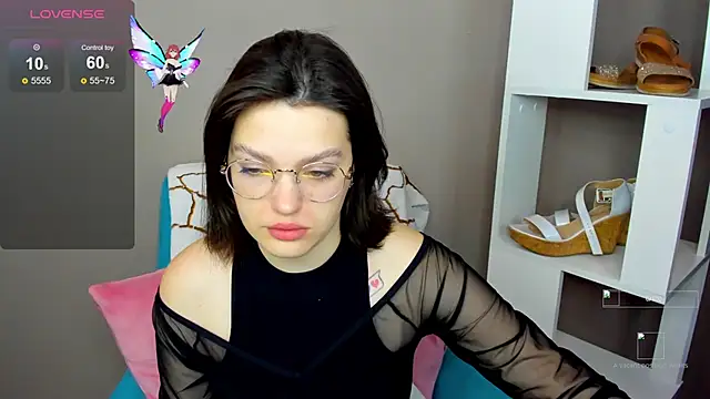 Snapshot of Karina_Kellyy chatting on 11-15-25, 02:20 Karina Kellyy online show from 11-15-25, 02:20