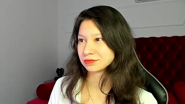 SaraDenars online show from 01-19-26, 05:11