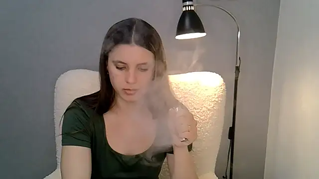 KiraHoney online show from 05-17-26, 04:58