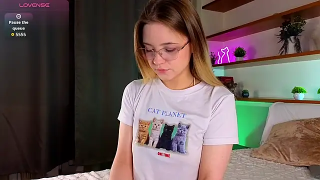 JeanToh online show from 03-17-26, 03:37