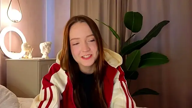 Snapshot of FrancesMason chatting on 03-01-26, 08:38 FrancesMason online show from 03-01-26, 08:38