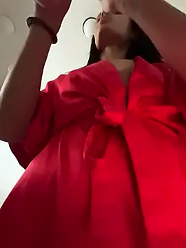 Snapshot of VickyM99 chatting on 12-02-25, 11:37 VickyM99 online show from 12-02-25, 11:37