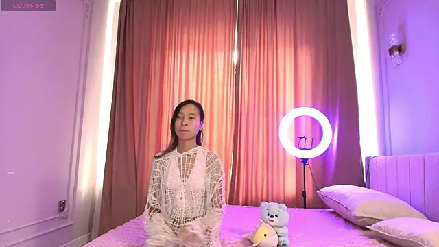 lihnpham online show from 11-16-25, 03:56