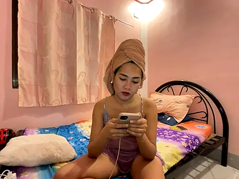 Philina thi online show from 11-30-25, 11:58