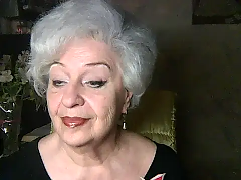 ValeriaKroww online show from 05-19-26, 06:03
