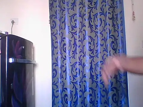 Mathi cam online show from 02-18-26, 04:41