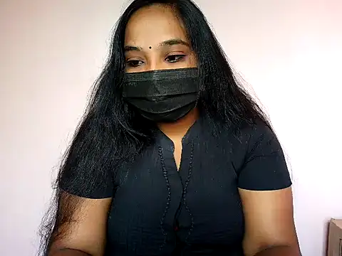 Snapshot of Mathi_cam chatting on 06-20-26, 04:37 Mathi cam online show from 06-20-26, 04:37