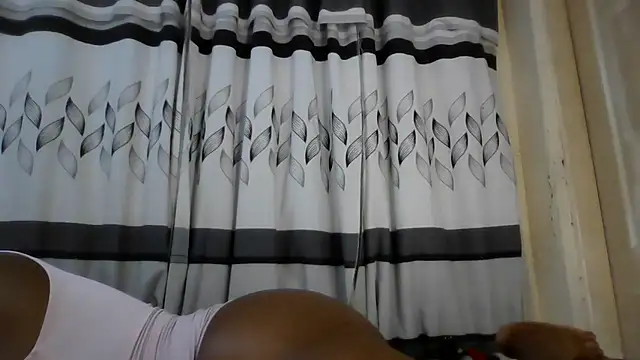 Snapshot of BARBIEDOLLXXX chatting on 11-28-25, 09:28 BARBIEDOLLXXX online show from 11-28-25, 09:28