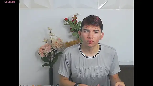 Oliver paris online show from 12-01-25, 09:20