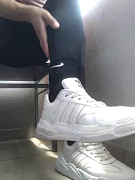 Snapshot of Xeena_ chatting on 11-14-25, 05:22 Xeena online show from 11-14-25, 05:22