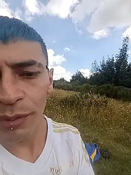 Snapshot of will_and_alex chatting on 11-11-25, 07:14 will and alex online show from 11-11-25, 07:14