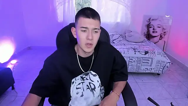 Aleck Boy online show from 12-13-25, 07:53