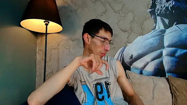 ZyroNight online show from 11-21-25, 04:49