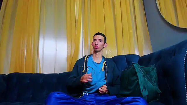 ZyroNight online show from 01-10-26, 01:46