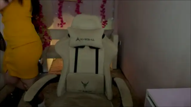 Snapshot of Hanako_Rey chatting on 11-26-25, 01:45 Hanako Rey online show from 11-26-25, 01:45