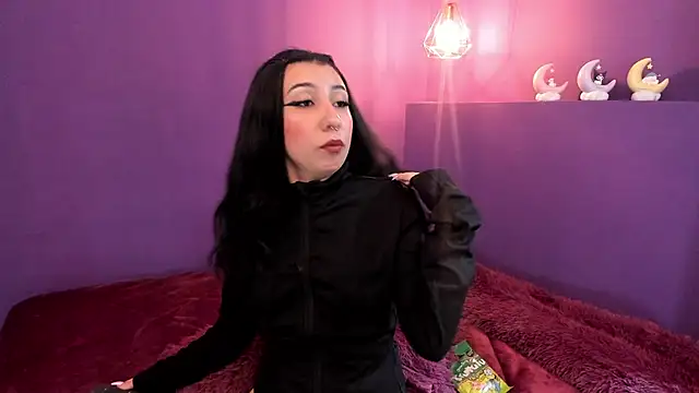 Isabella Crofts online show from 02-26-26, 03:05