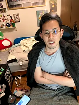 Snapshot of ippei0001 chatting on 11-10-25, 02:16 ippei0001 online show from 11-10-25, 02:16