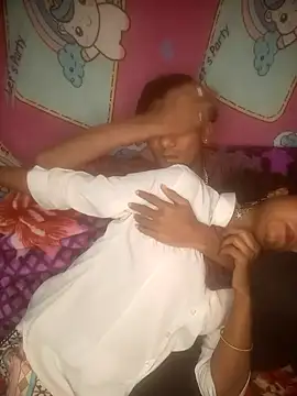 Freakingromance online show from 02-14-26, 01:19