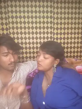 Freakingromance online show from 04-17-26, 06:33