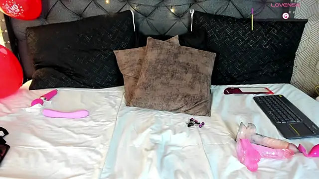 valentina  desire online show from 02-16-26, 01:29