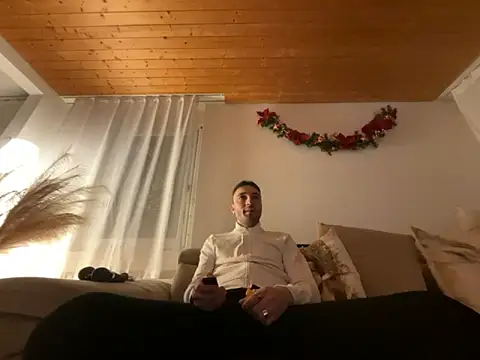 Snapshot of Sempresborroso_89 chatting on 11-28-25, 04:42 Sempresborroso 89 online show from 11-28-25, 04:42