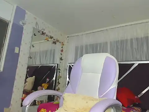 Snapshot of Santy_bigcock_01 chatting on 12-18-25, 11:49 Santy bigcock 01 online show from 12-18-25, 11:49