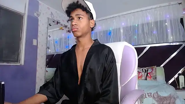 Santy bigcock 01 online show from 05-01-26, 10:09