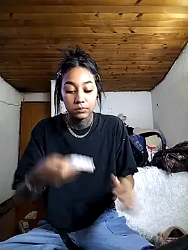 lyam ebony  online show from 01-11-26, 04:50