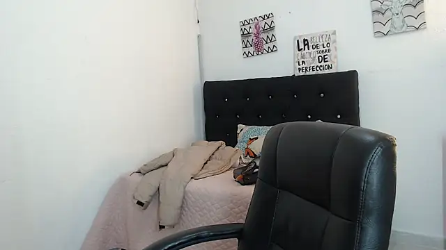 lyam ebony  online show from 02-20-26, 08:20