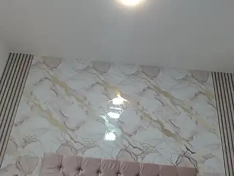 MiaCoock online show from 12-17-25, 02:12