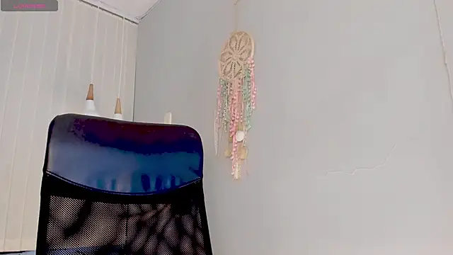 Emi Rosee online show from 01-08-26, 12:29