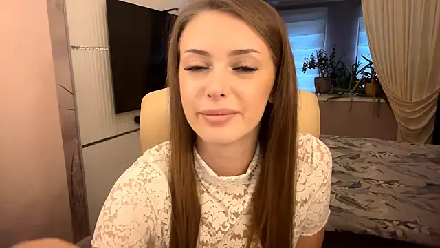 Snapshot of mona_star chatting on 11-09-25, 09:18 mona star online show from 11-09-25, 09:18